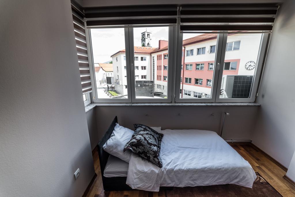 Suites Donna Bihać エクステリア 写真
