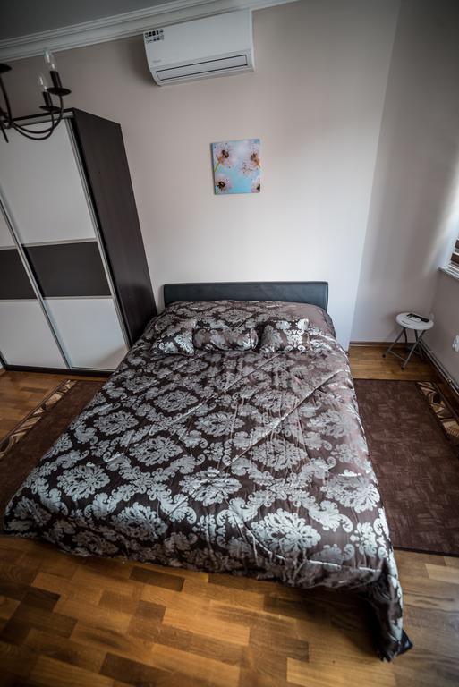Suites Donna Bihać エクステリア 写真